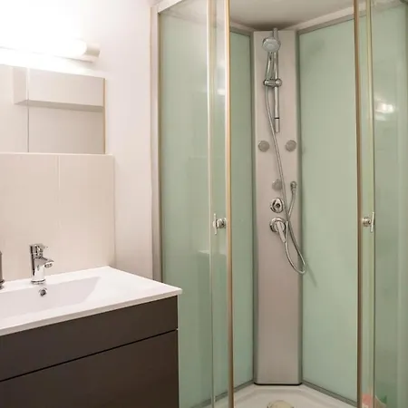 Proche Centre-ville Apartment *